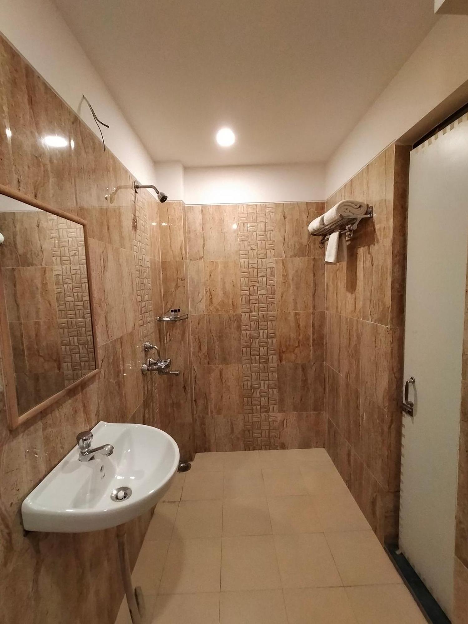 Vedic Villa Varanasi Bagian luar foto