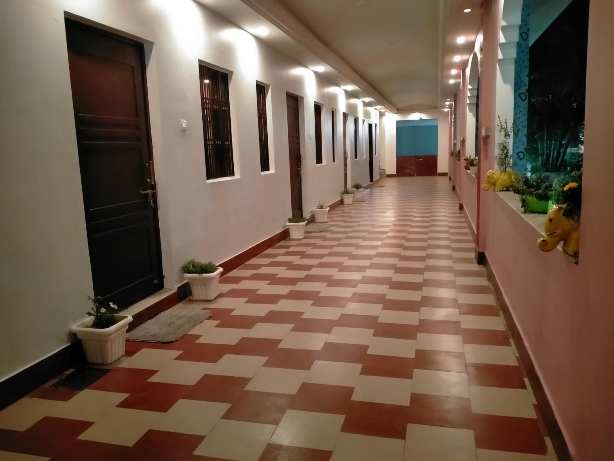 Vedic Villa Varanasi Bagian luar foto