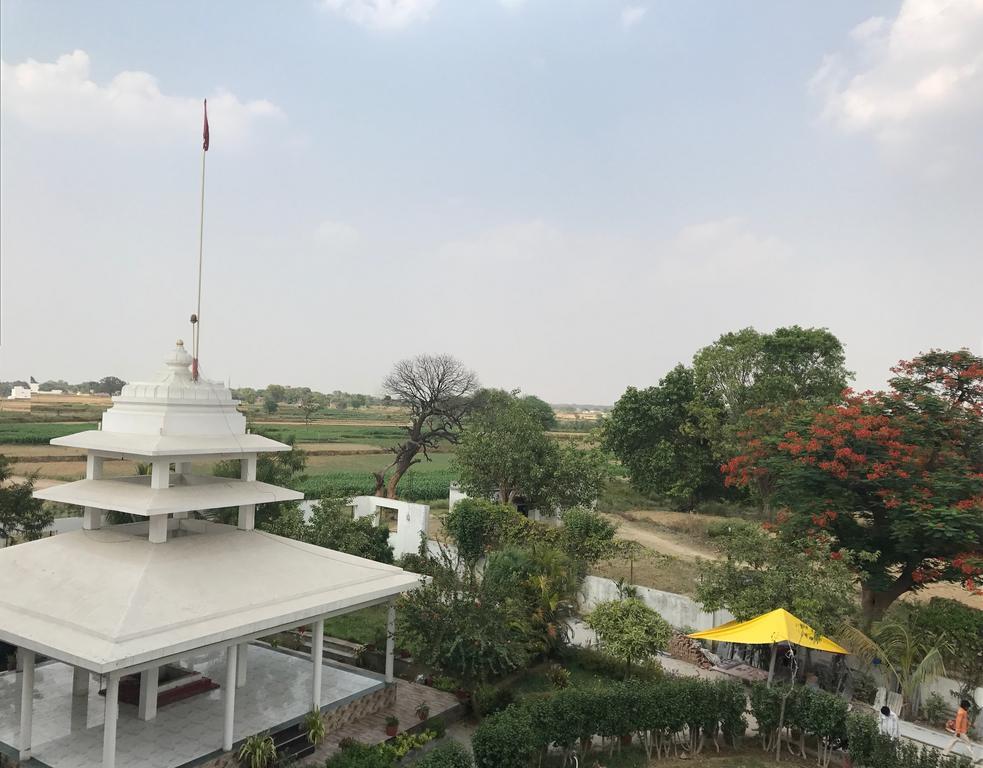 Vedic Villa Varanasi Bagian luar foto